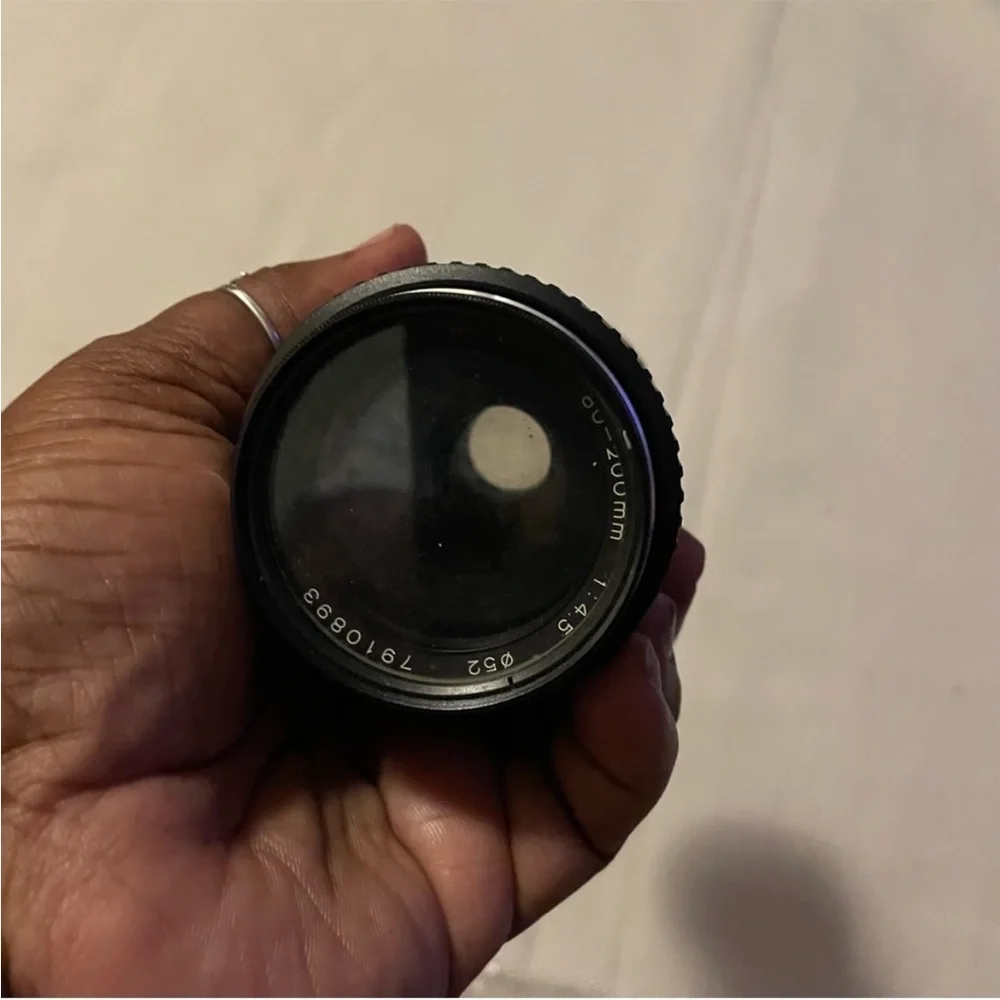TOKINA Black Zoom Lens with Essential Accessories